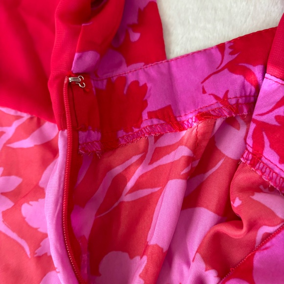 DO+BE Floral Wrap Open Back Romper Pink/Red Size M - Picture 13 of 16